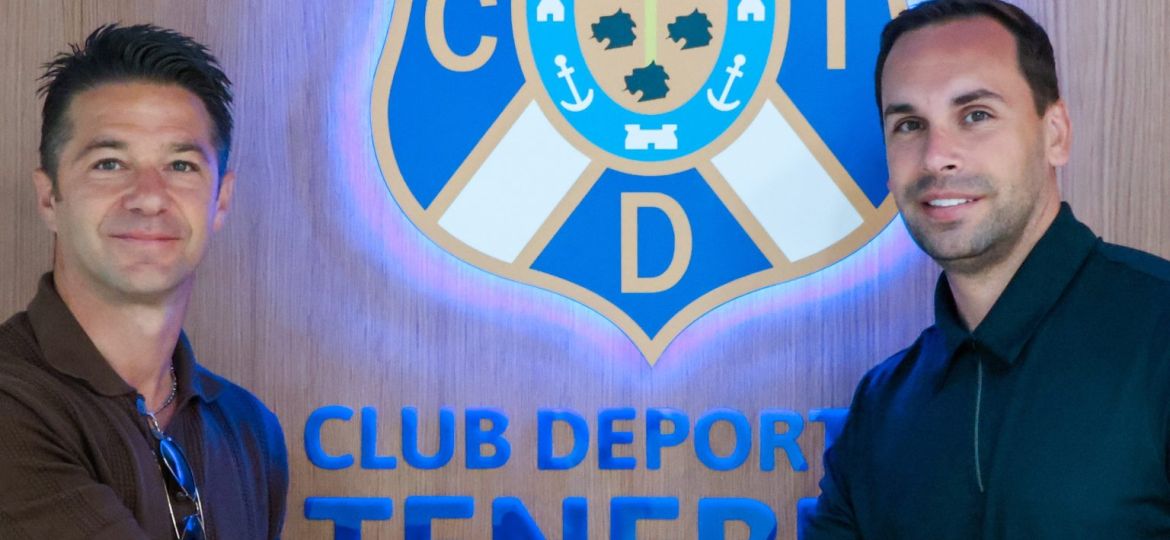 Edu Moya regresa a la entidad blanquiazul (CD TENERIFE).|Baba Diocou (CD TENERIFE).|Martin Pecar (CD TENERIFE).|Leon-Ranos (CD TENERIFE).