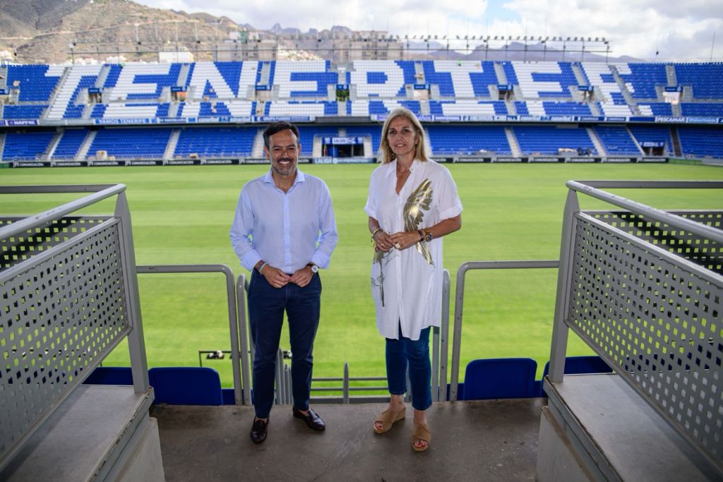 El vicepresidente Lope Afonso y la consejera de Deportes