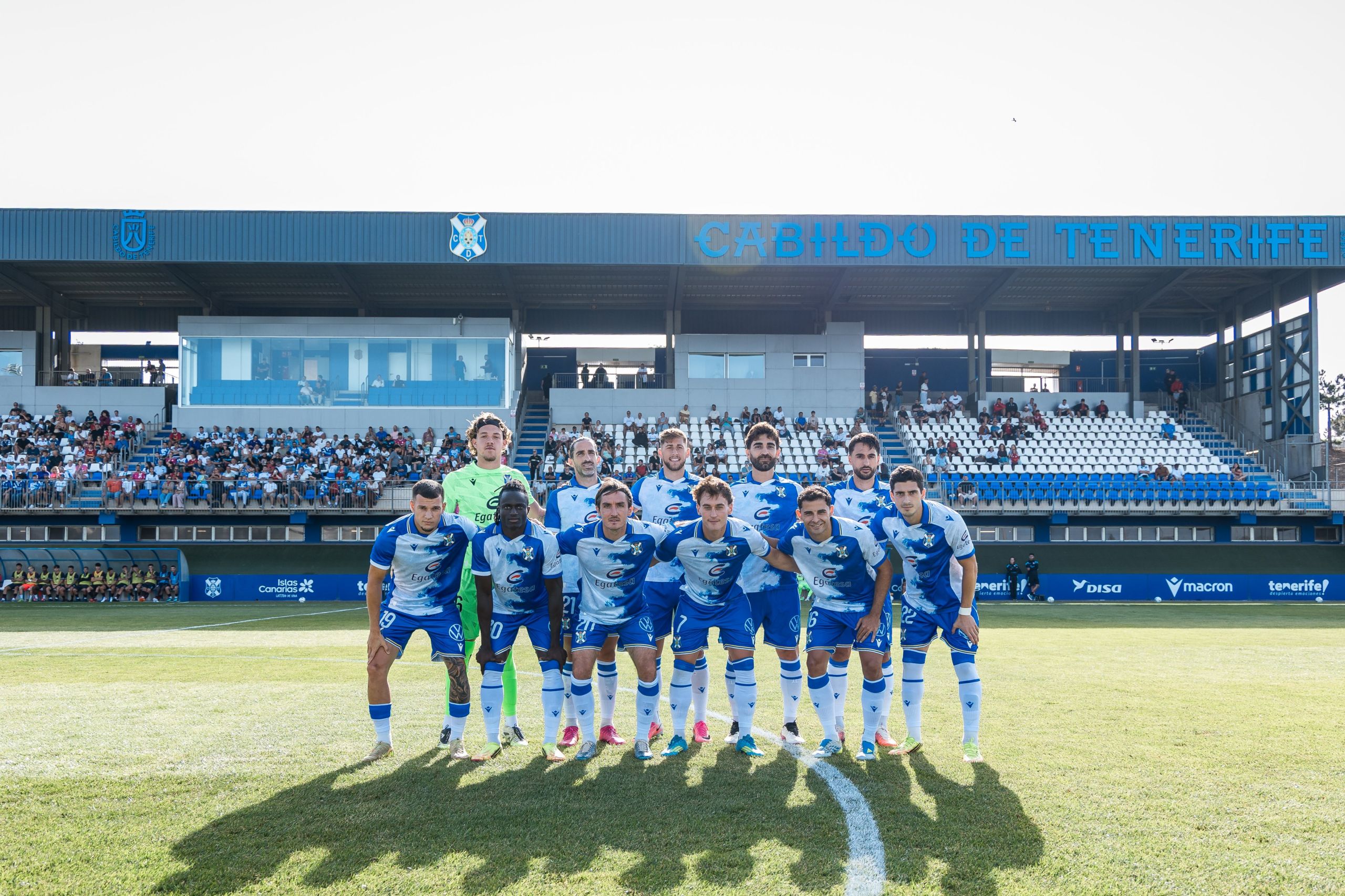 XI del Tenerife ante el Añaza (CD TENERIFE)