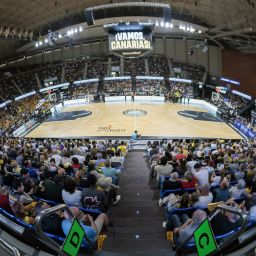 Imagen del Santiago Martín en un partido (CB CANARIAS)