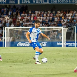 https://www.clubdeportivotenerife.es/noticias/jose-leon-entra-en-el-top-60-de-jugadores-mas-alineados-con-el-cd-tenerife