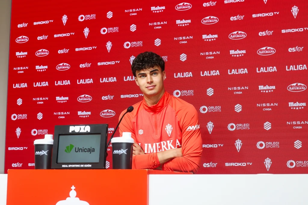 Manu Rodríguez (SPORTING GIJÓN)