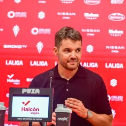 Nicolás Larcamón (REAL SPORTING).