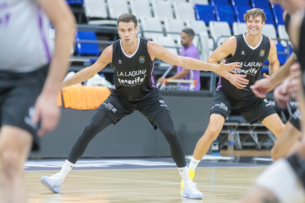 Un entrenamiento de La Laguna Tenerife (CB CANARIAS)
