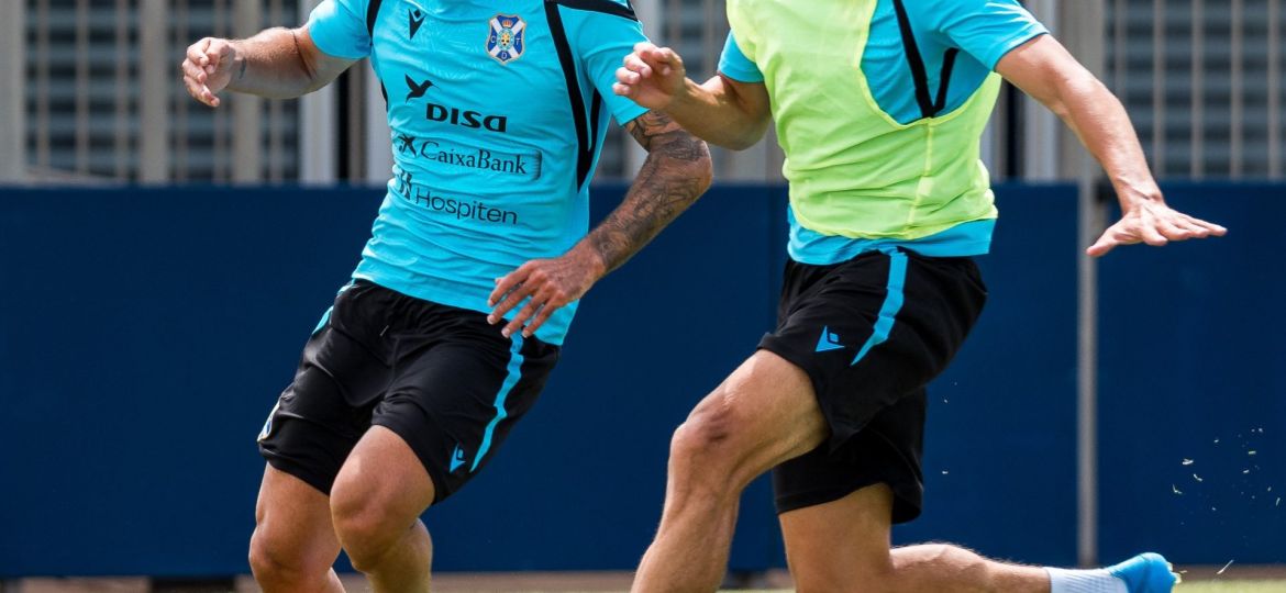 Un entrenamiento del Tenerife 26-27 (CD TENERIFE)