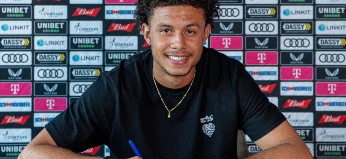 Neal Viereck (@FCUTRECHT).