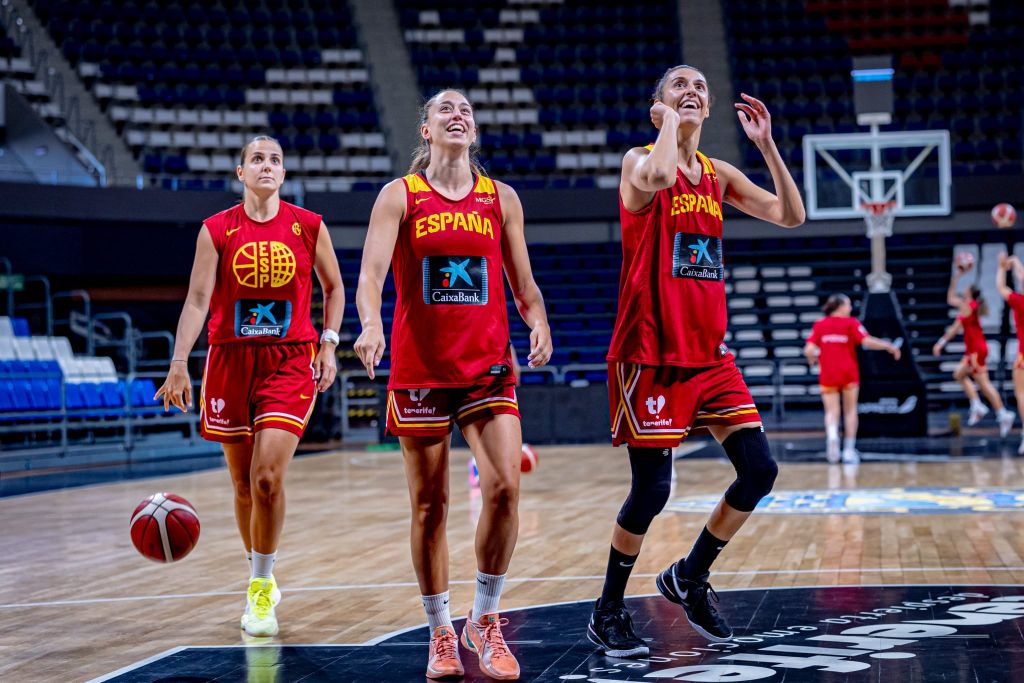 Maite Cazorla (@BALONCESTOESP).