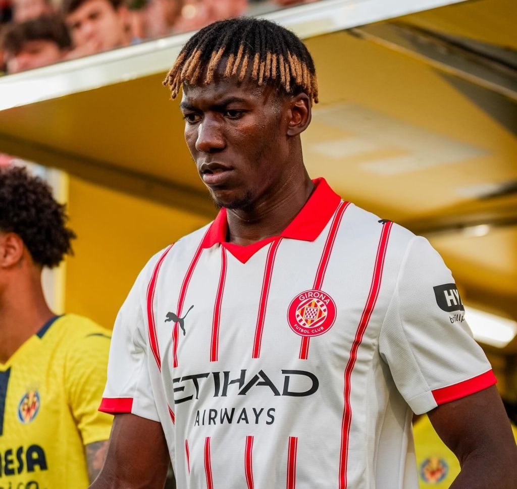 Dawda Camara (@DAWDA10).