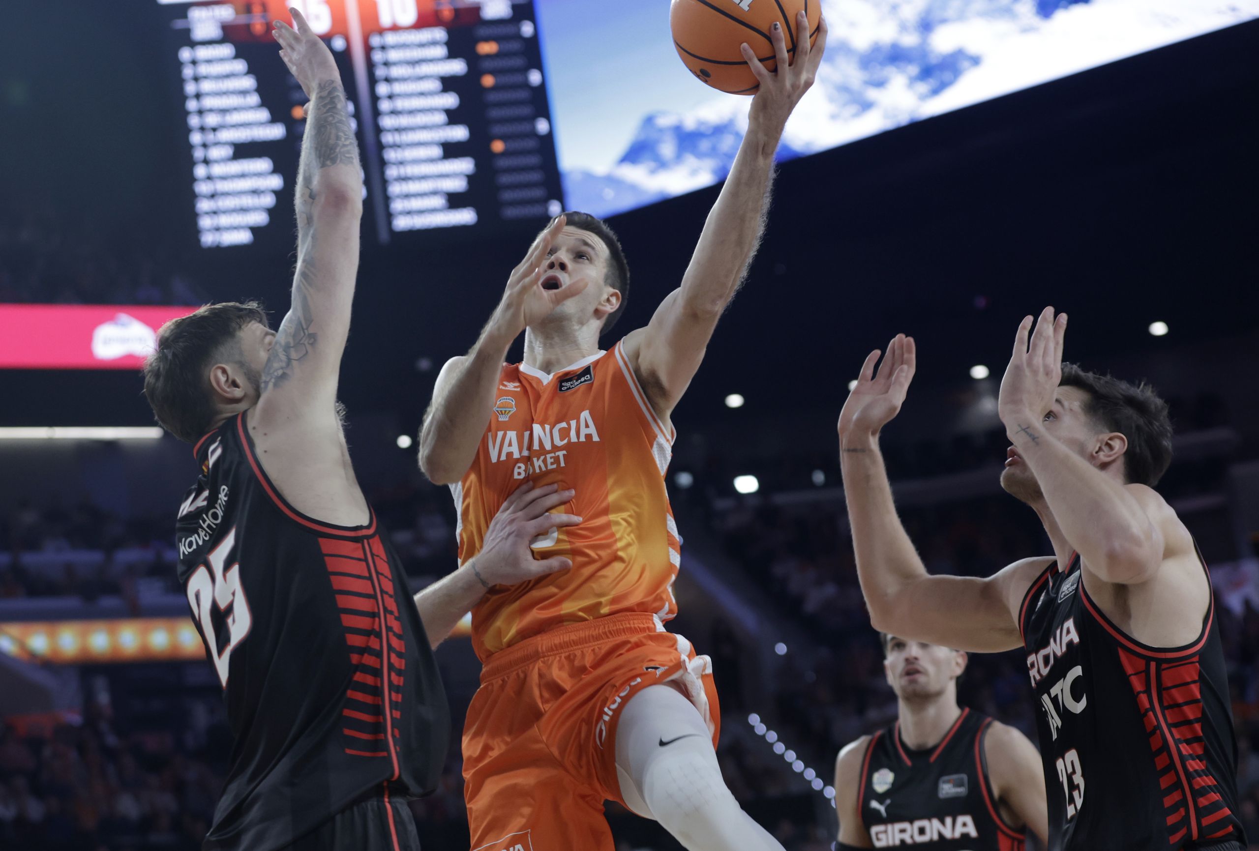 Xavi López-Arostegui, con Valencia Basket (ACB Photo - Miguel Angel Polo)