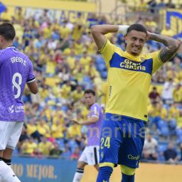 Iván Jaime se lamenta por una ocasión (TINTAAMARILLA.ES).