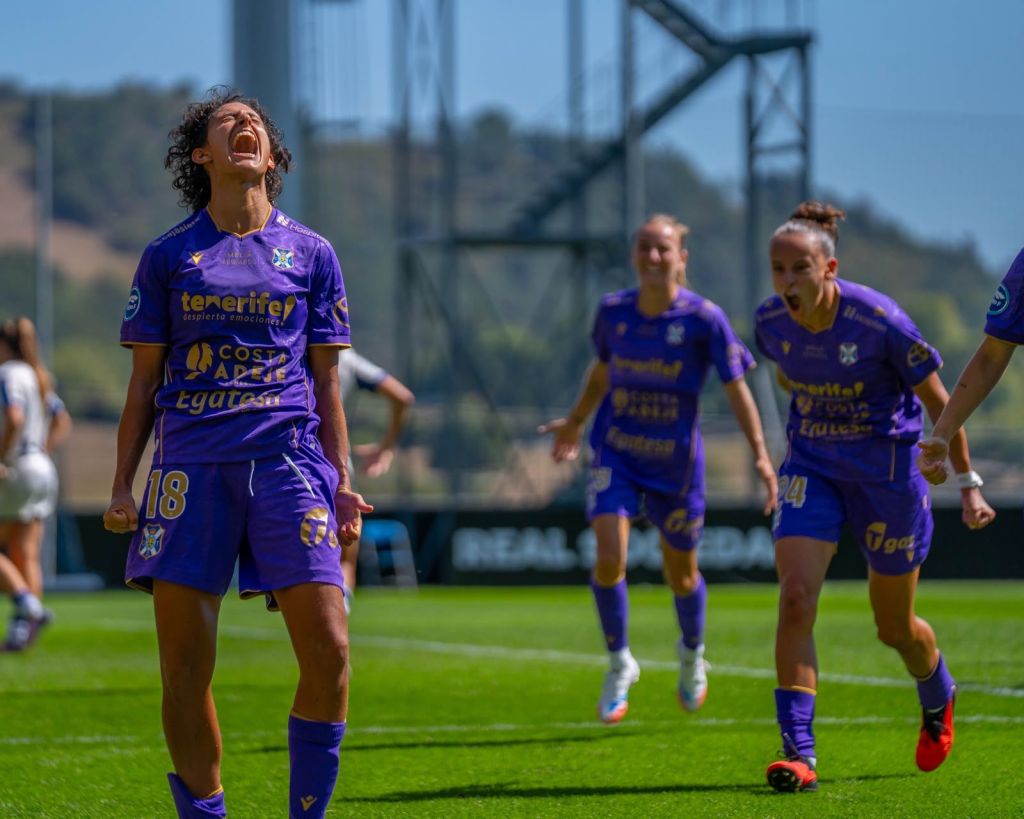 Elba celebra su gol a la Real Sociedad (CD TENERIFE FEMENINO)