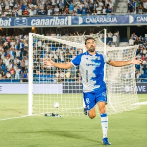 Enric Gallego después de marcar un gol (CD TENERIFE)
