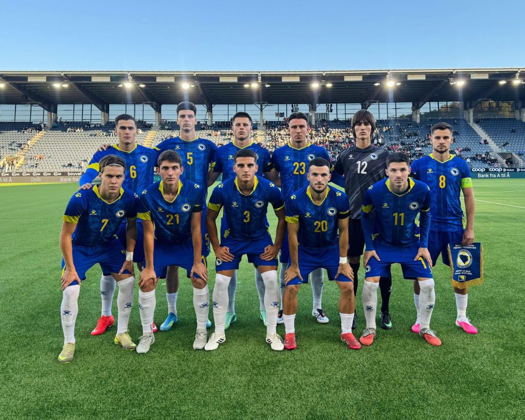 Krdžalić, en el once inicial de Bosnia (FOTO: @NFSBiH).