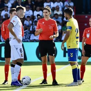 Pablo Moreno, antes del Ceuta - Las Palmas (LALIGA).