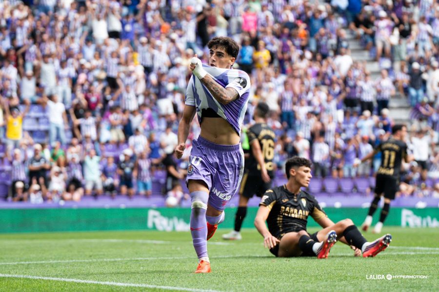Acción del Valladolid - Córdoba (LALIGA).
