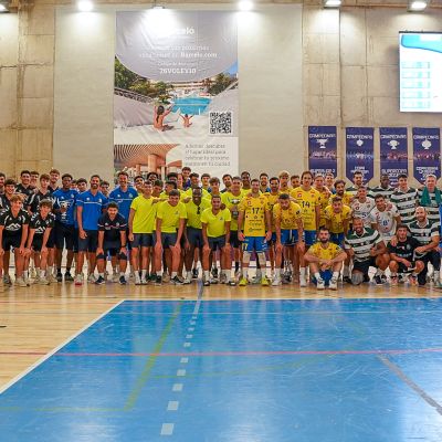 Foto con todos los equipos participantes (CEDIDA)