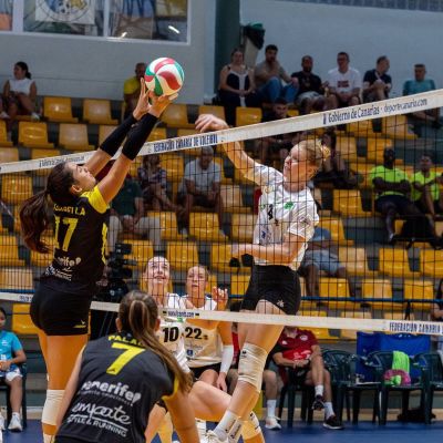 Acción del partido (FEDERACIÓN CANARIA VOLEIBOL).