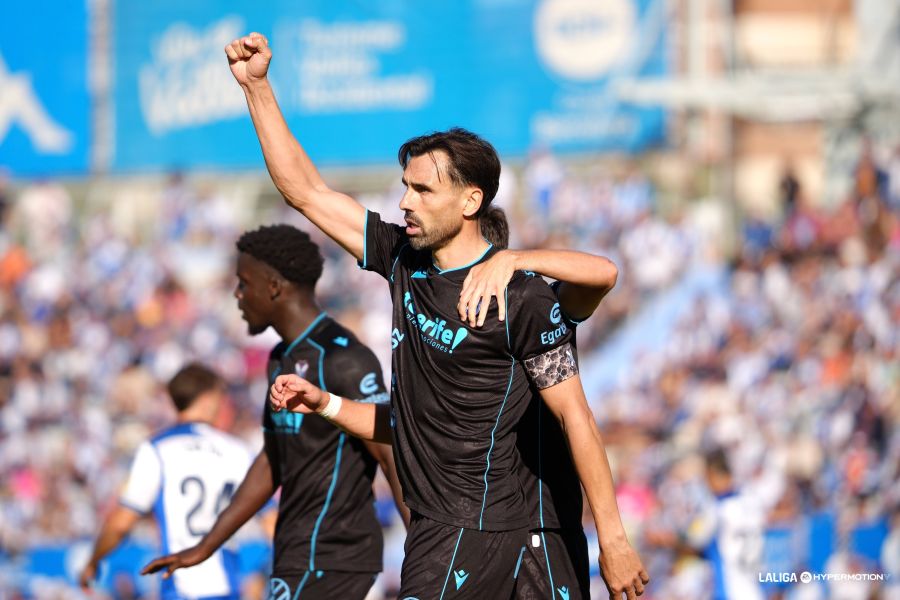 Gallego celebra su gol al Sabadell (LA LIGA)