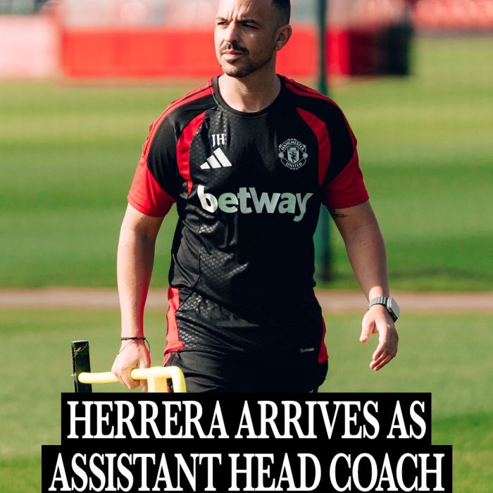 José Herrera (@MANUTDWOMAN).