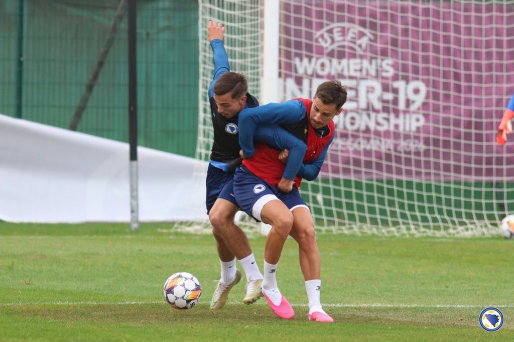 Anes Krdžalić ( @NFSBiH).