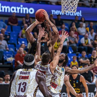 Acción del partido (@CB1939CANARIAS).