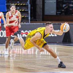 Imagen del Fundación CB Canarias- Girona (EMILIO COBOS)