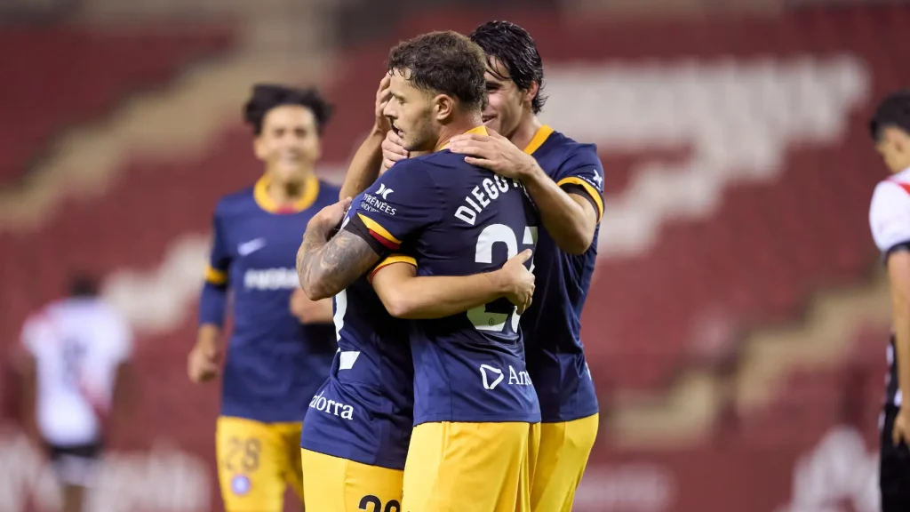 Jugadores del Andorra celebran uno de los goles (FC ANDORRA)