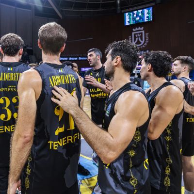 Jugadores de La Laguna Tenerife (CBCANARIAS.NET).
