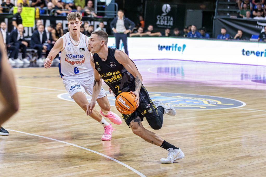 Kyle Guy en el La Laguna Tenerife- Kosner Baskonia (ACB PHOTO - EMILIO COBOS)