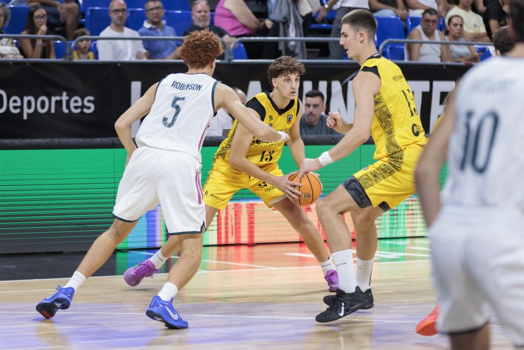 Un partido del U22 del Canarias (CB CANARIAS)