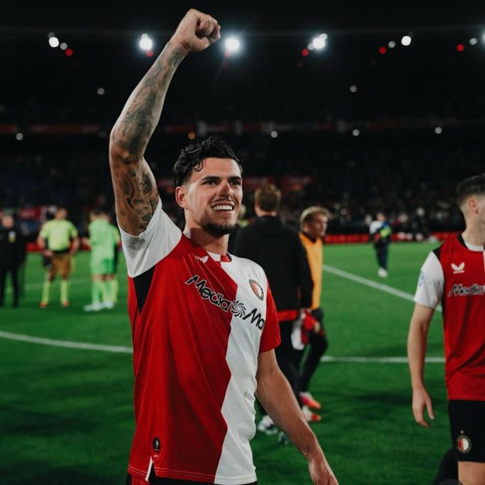 Javi López, en un partido con el Feyenoord (@JAVILOPEZZ3).